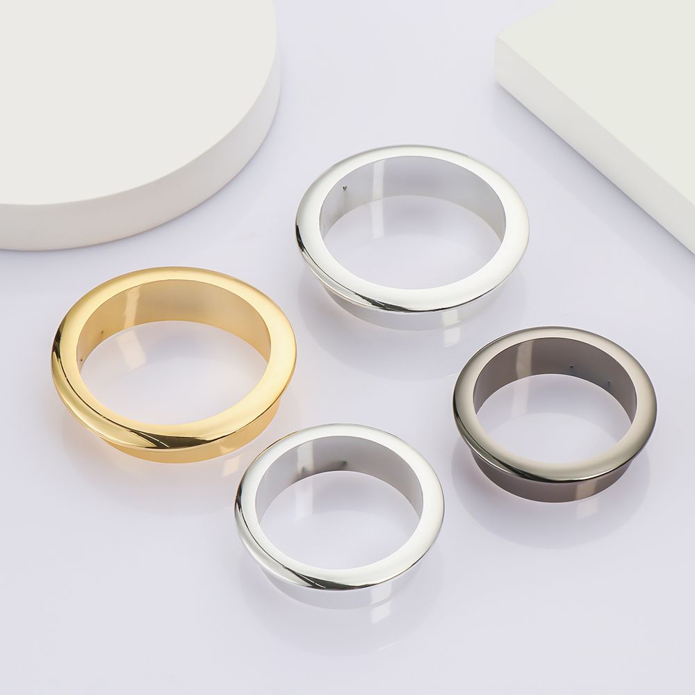 25-80mm Plastic Wire Hole Cove - Desk Setup Organizer recension och pris