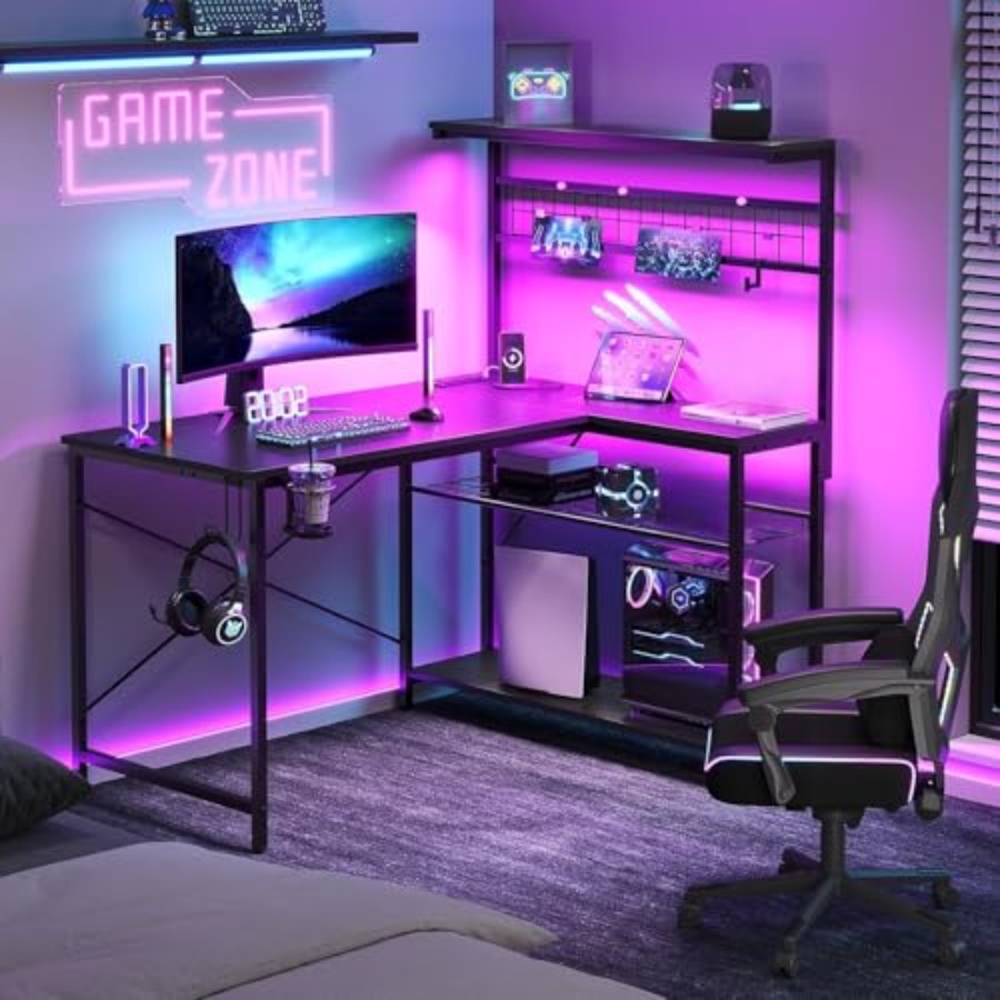 42 L Gaming Desk with Power Ou - Desk Setup Black And Wood recension och pris